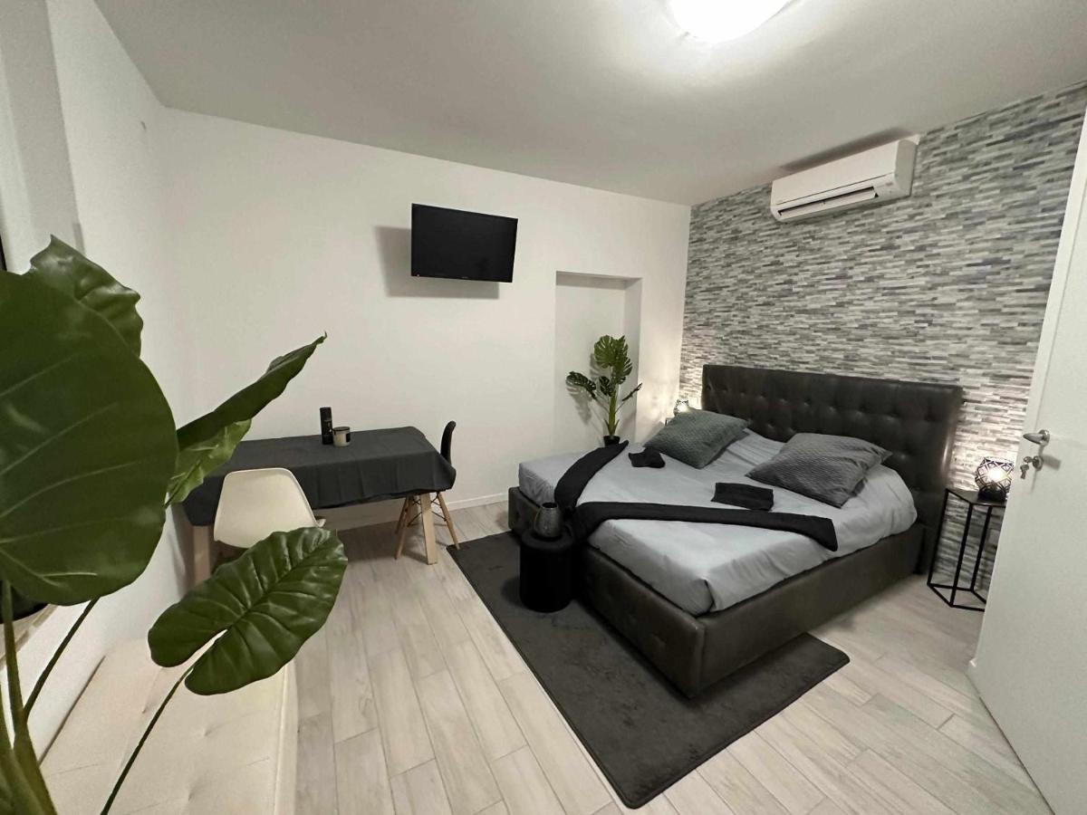 Destiny Home 3 Verona Borgo Roma Bagian luar foto