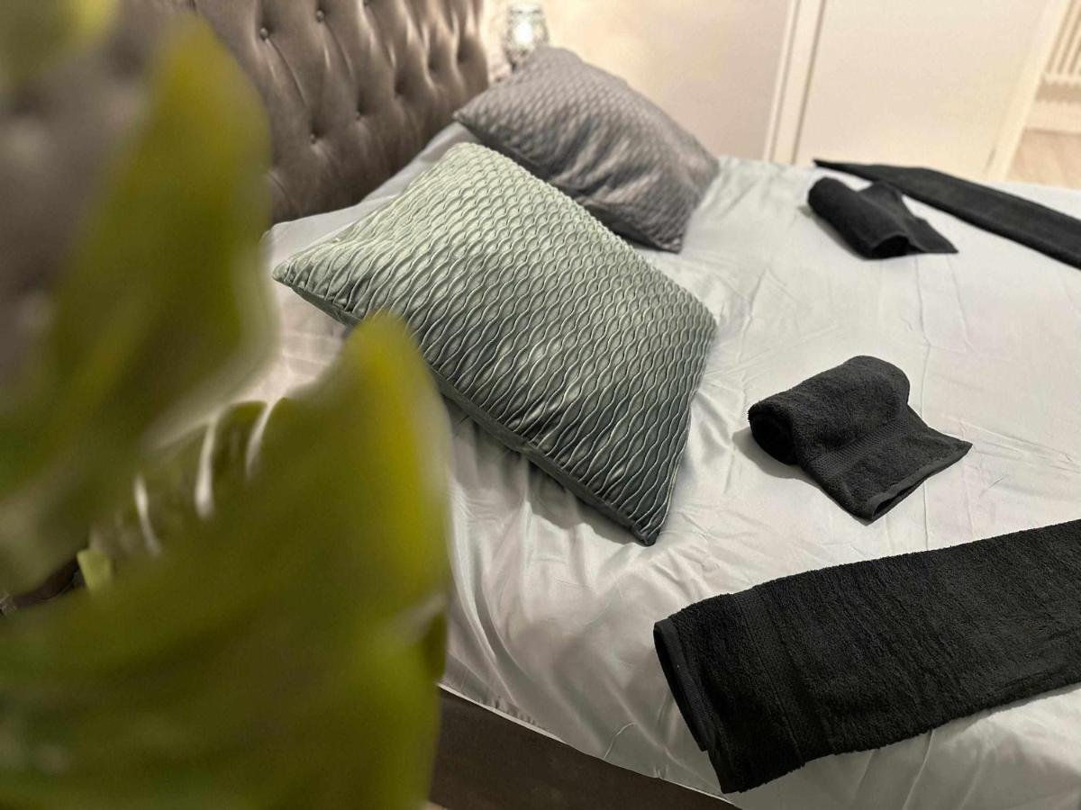 Destiny Home 3 Verona Borgo Roma Bagian luar foto