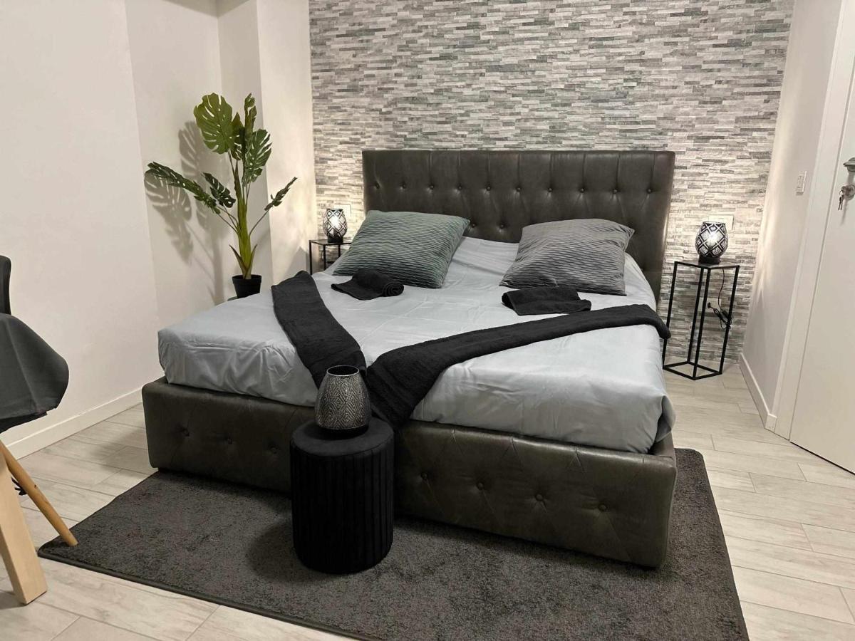 Destiny Home 3 Verona Borgo Roma Bagian luar foto