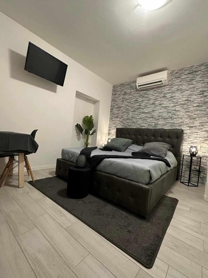 Destiny Home 3 Verona Borgo Roma Bagian luar foto