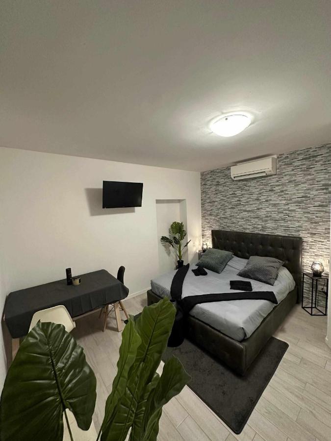 Destiny Home 3 Verona Borgo Roma Bagian luar foto